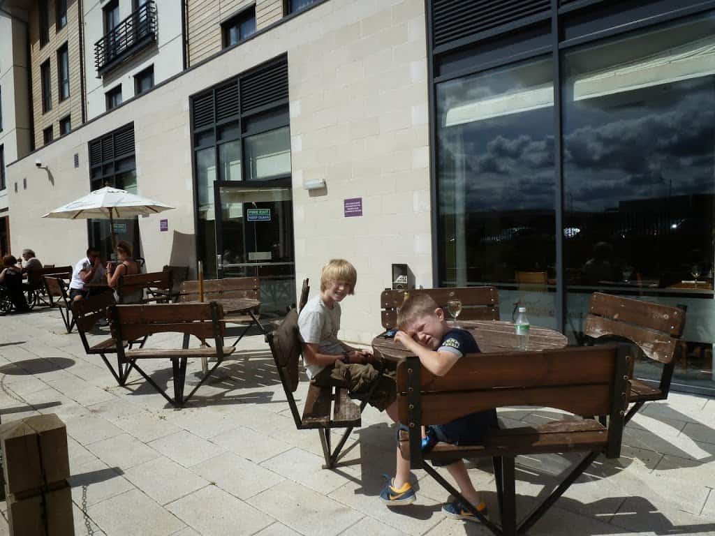The Premier Inn Waterway's Hotel is a great budget hotel in Stratford-Upon-Avon in the perfect location. A wonderful base 5-10 minutes from Stratford-Upon-Avon town centre which is great for family trips and holidays. 