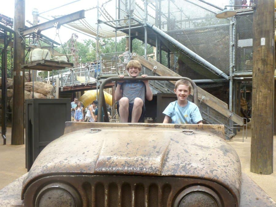 Our Top Tips For Animal Kingdom With Teens And Tweens www.extraordinarychaos.com