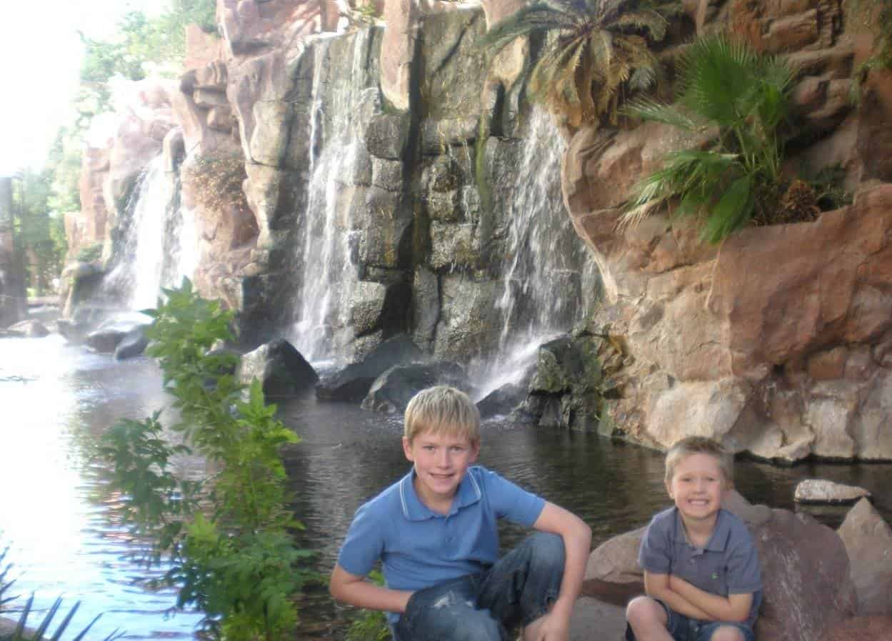 10 Things To Do In Las Vegas With Kids www.extraordinarychaos.com