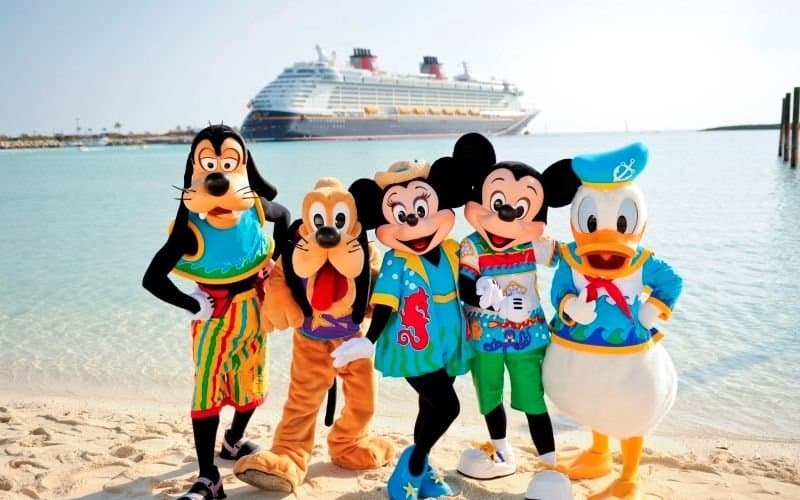 How To Identify The Best Cruise Ships For Families www.extraordinarychaos.com
