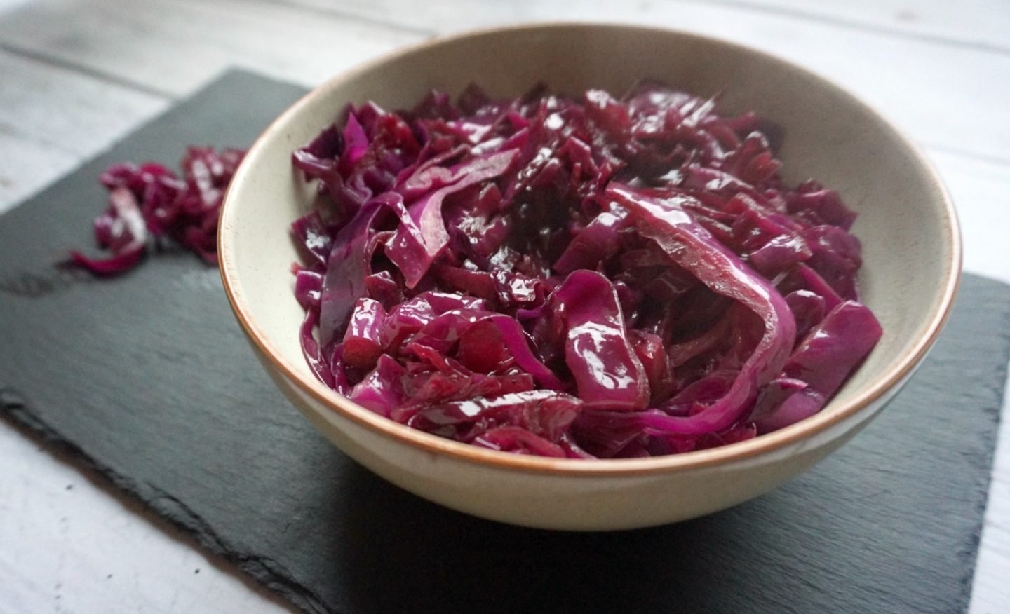 sweet red cabbage recipe, perfect to serve with roast dinner and easy vegetables for Christmas Dinner