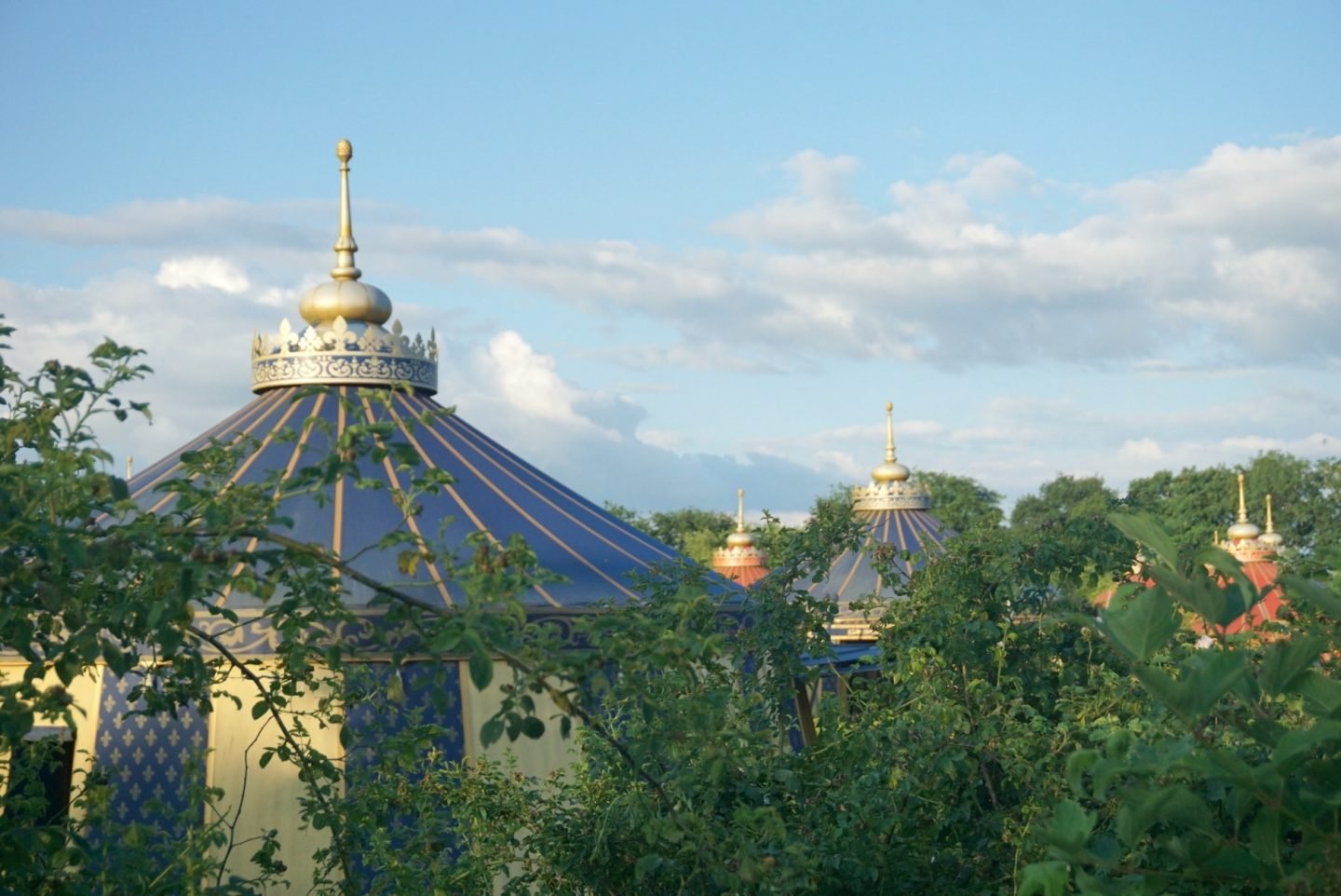 Sleeping in a Knights Tent  Puy Du Fou Hotels, Le Camp Du Drap D'Or