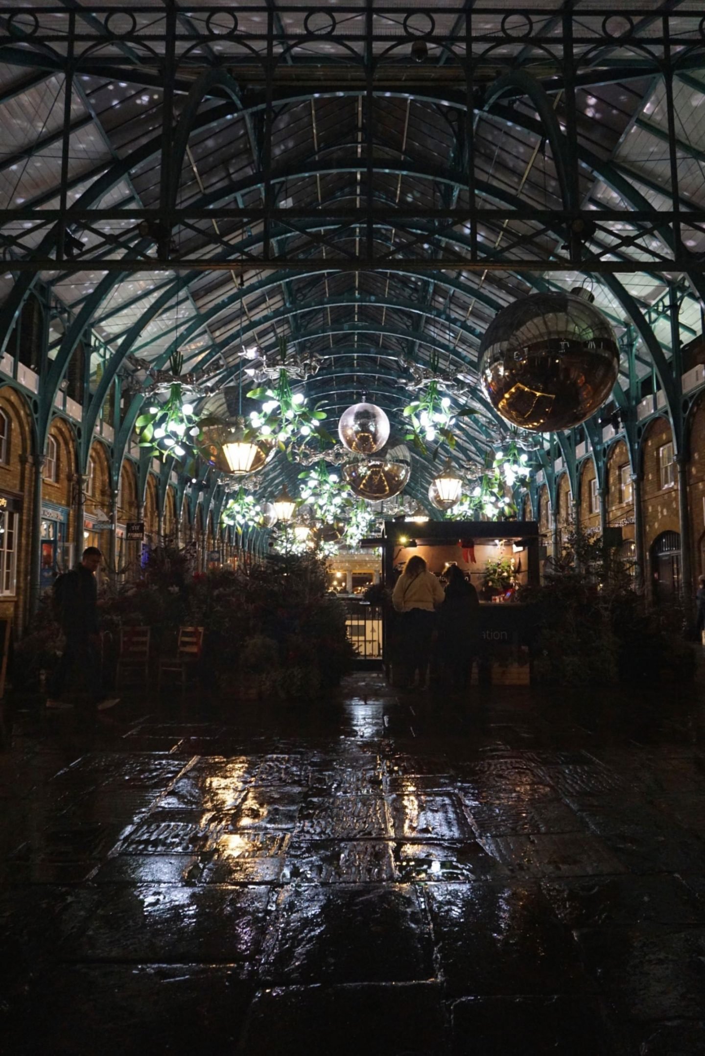 Covent Garden in the rain, festive instagramable places in london