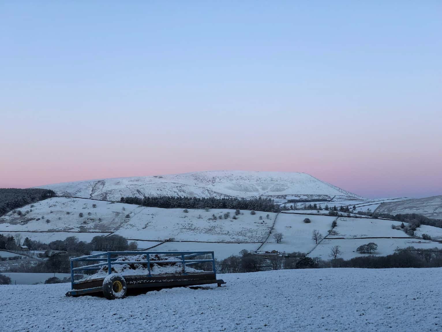 Pendle-Hill-In-The-Snow