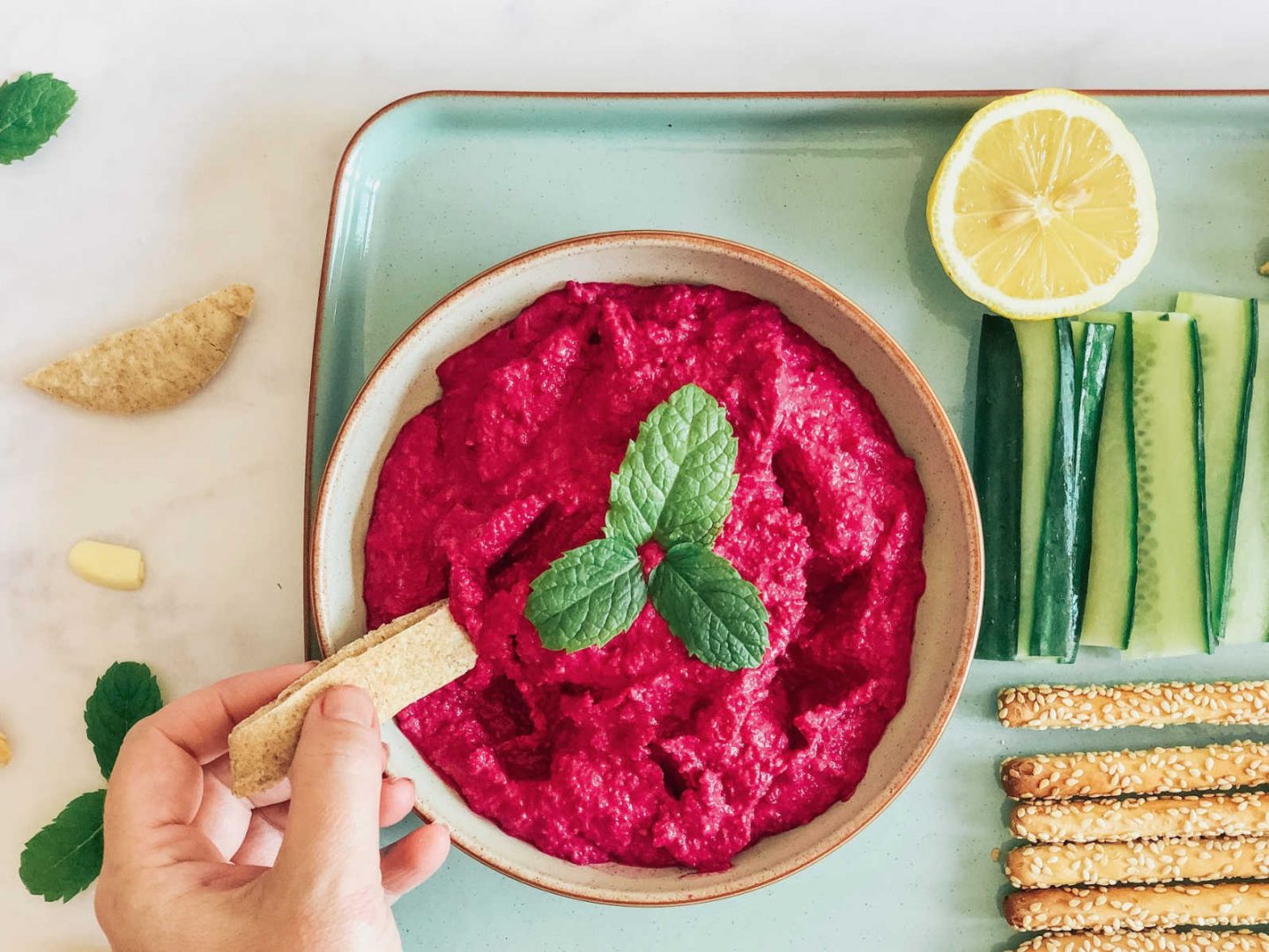 Quick and easy beetroot hummus