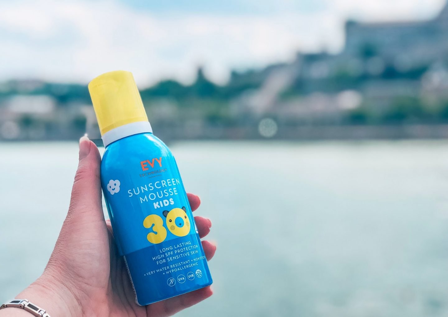 Evy mousse sunscreen