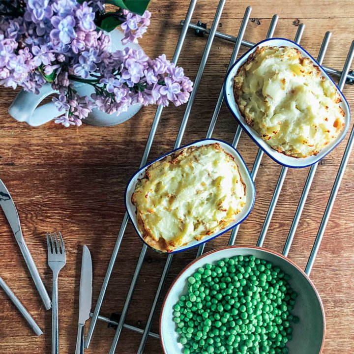 how to make a pie with cheesy mash