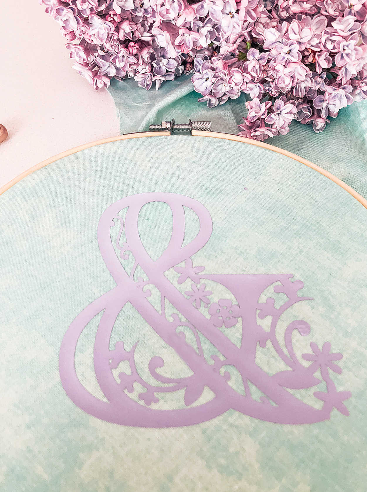 DIY Embroidery Hoop With Cricut Iron On Vinyl