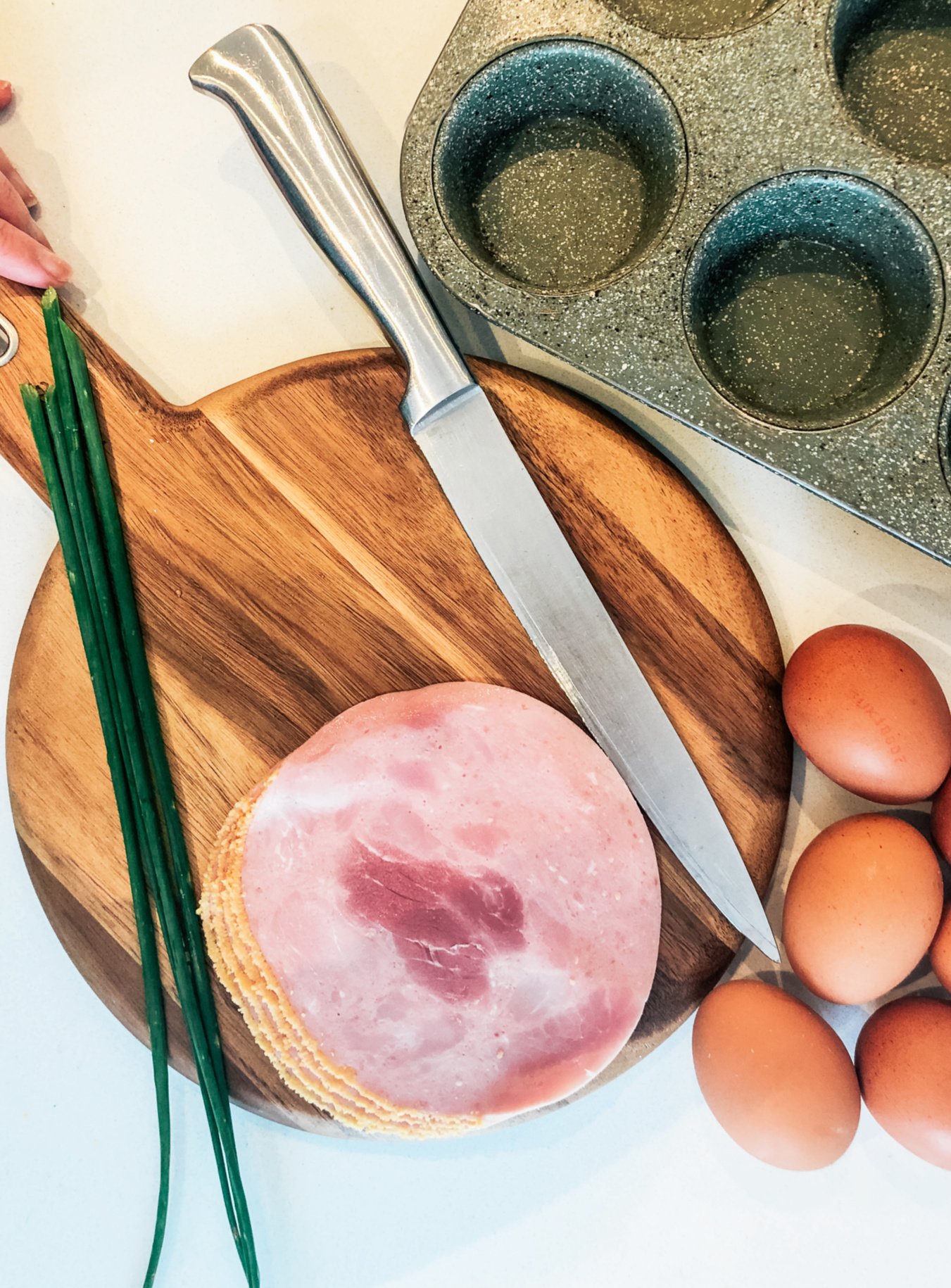 Ingredients for ham and egg cups, 
