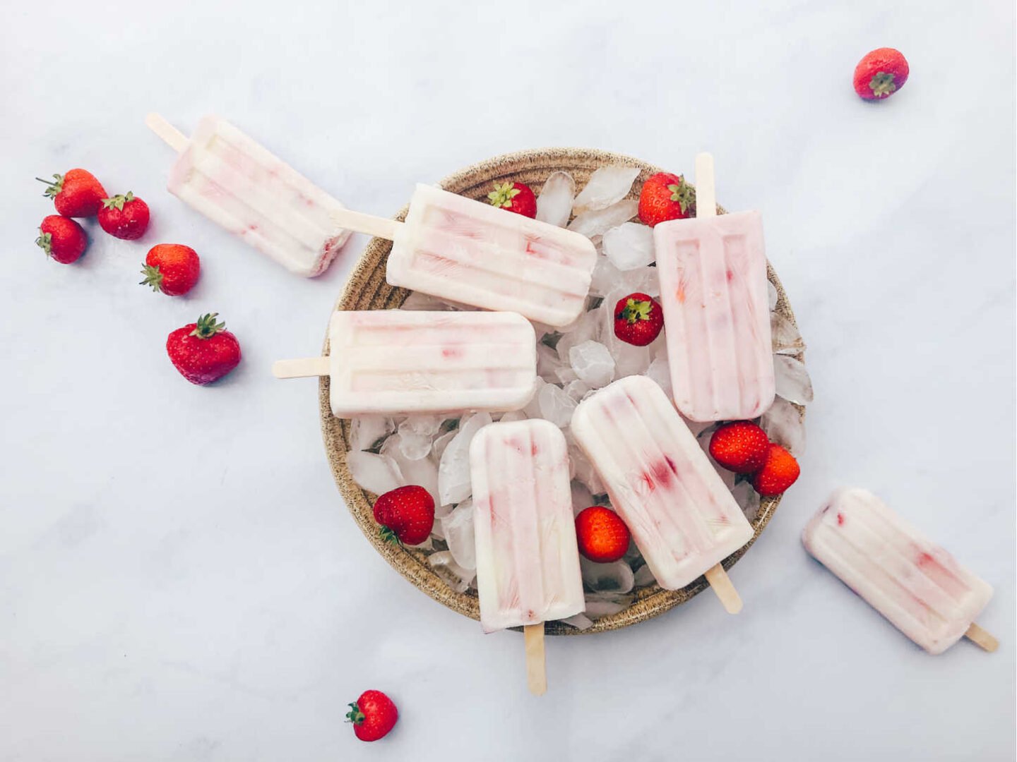 Easy Recipe For Frozen Strawberry Yoghurt Ice Lollies