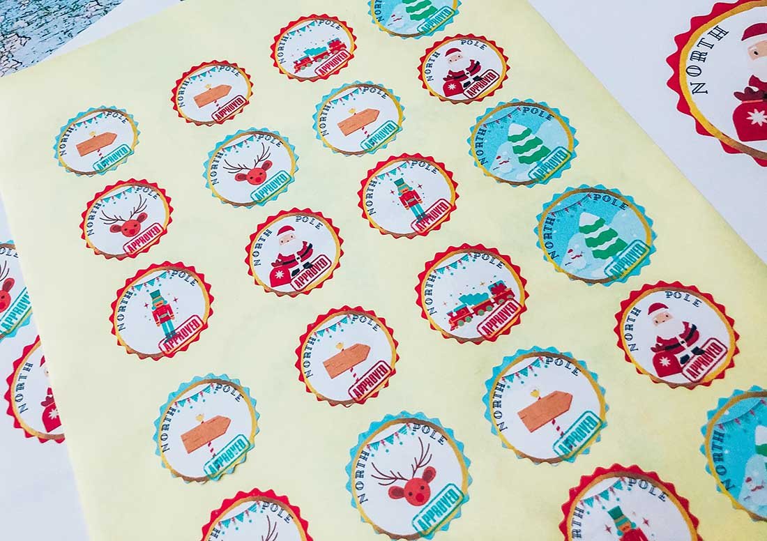Free downloadable Christmas stickers for christmas wrapping