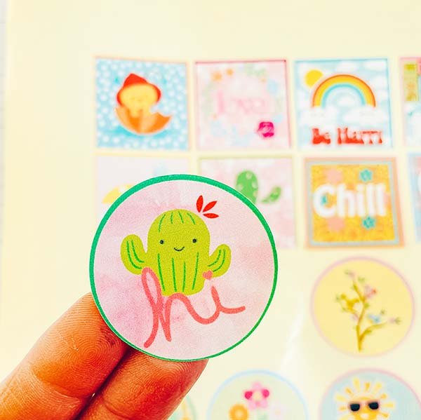 How to make stickers with Cricut and Cricut print and cut