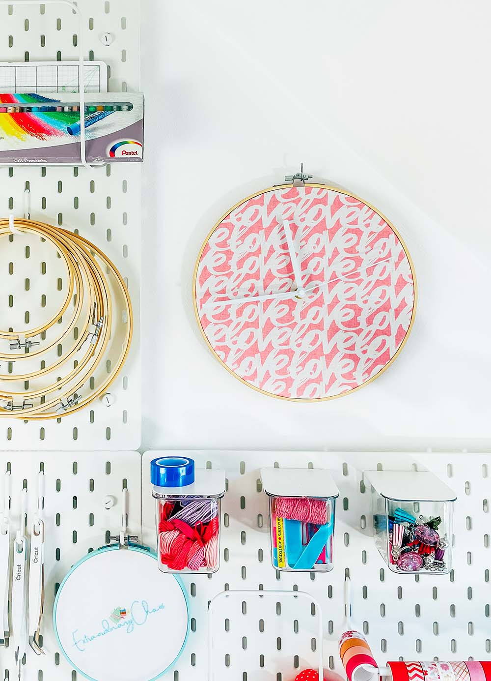 How to make a Clock with an embroidery hoop