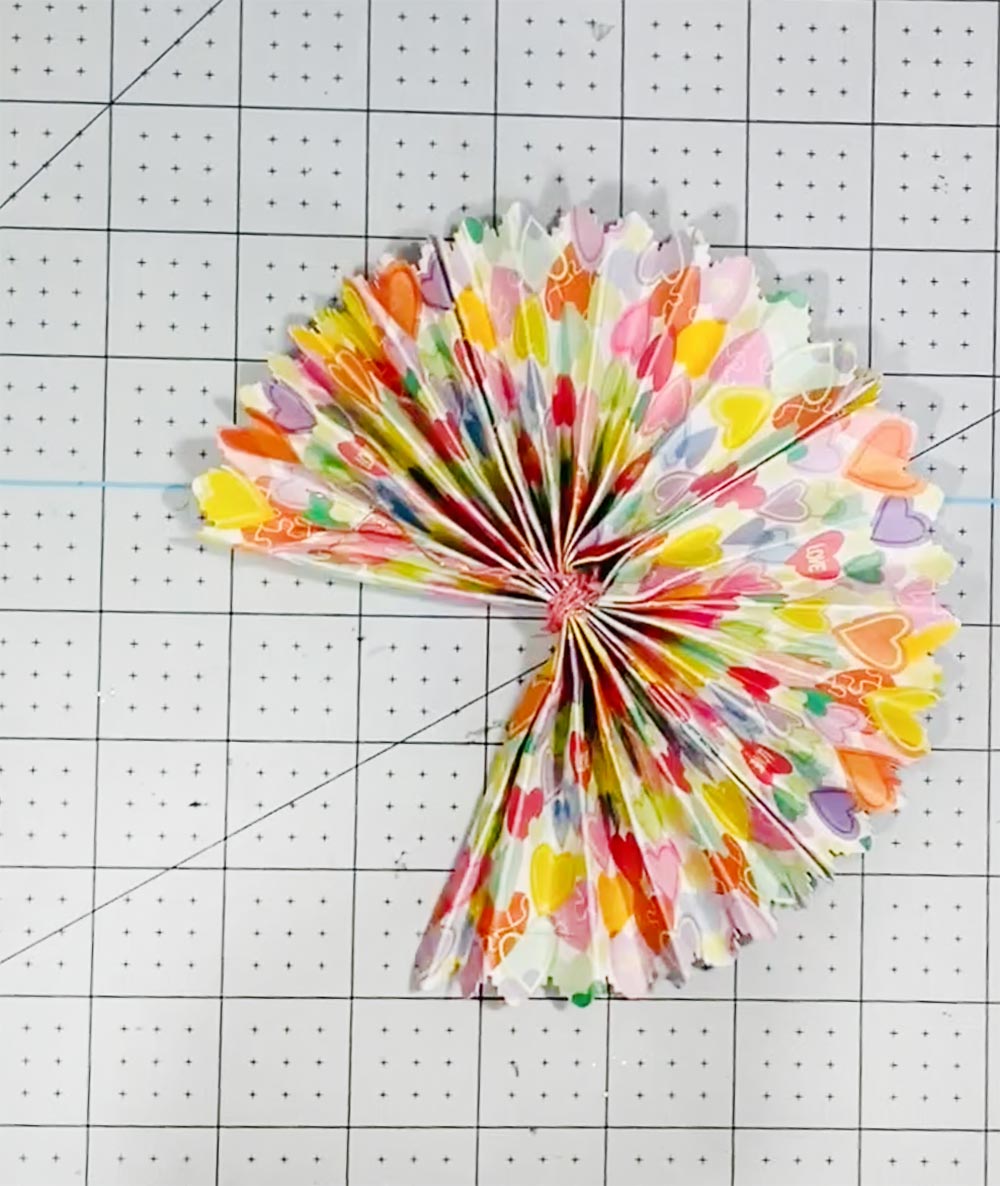How to make a mini fan with lolly sticks