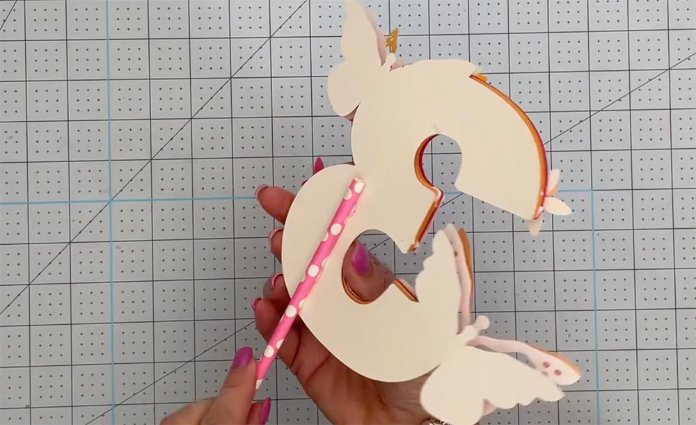How to build your Butterfly Cake Topper