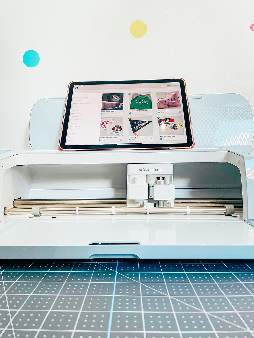 Do you need an pc to use the Cricut maker 3
