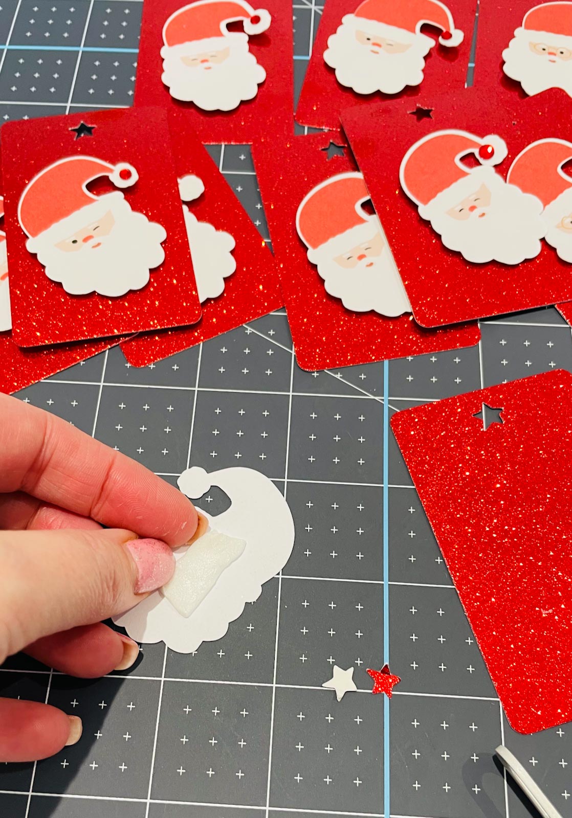 How to make easy Christmas gift tags