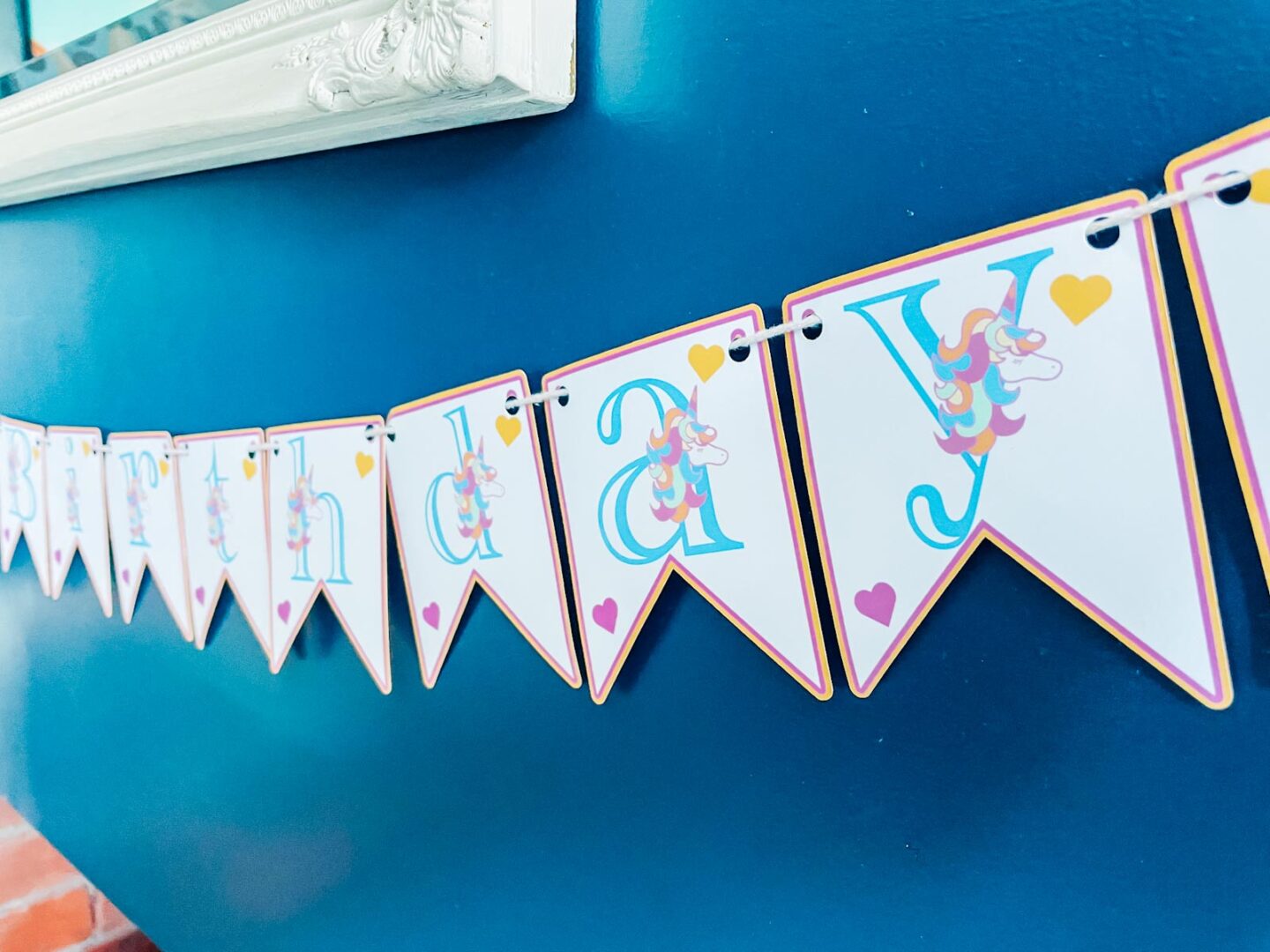 Free printable Unicorn Banner for diy parties