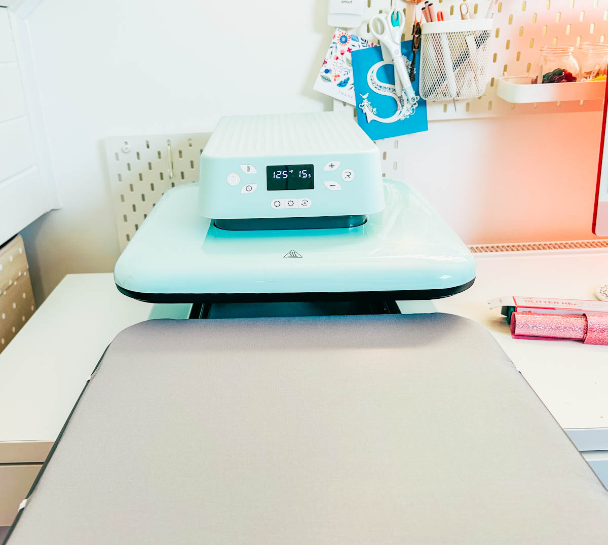 Review of the HTVRont Auto Heat Press