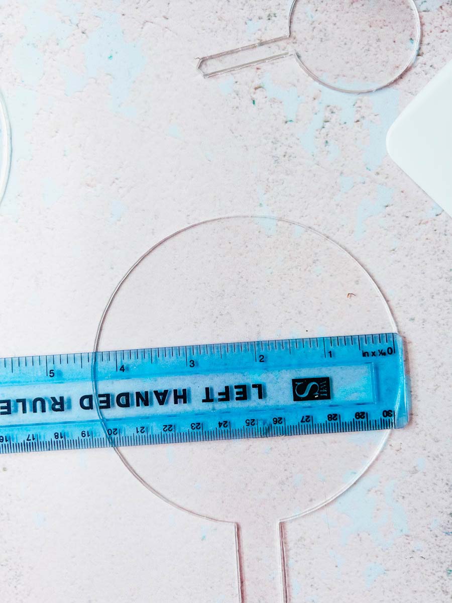 Measure the acrylic cake topper and ensure the circle in the design space is the same