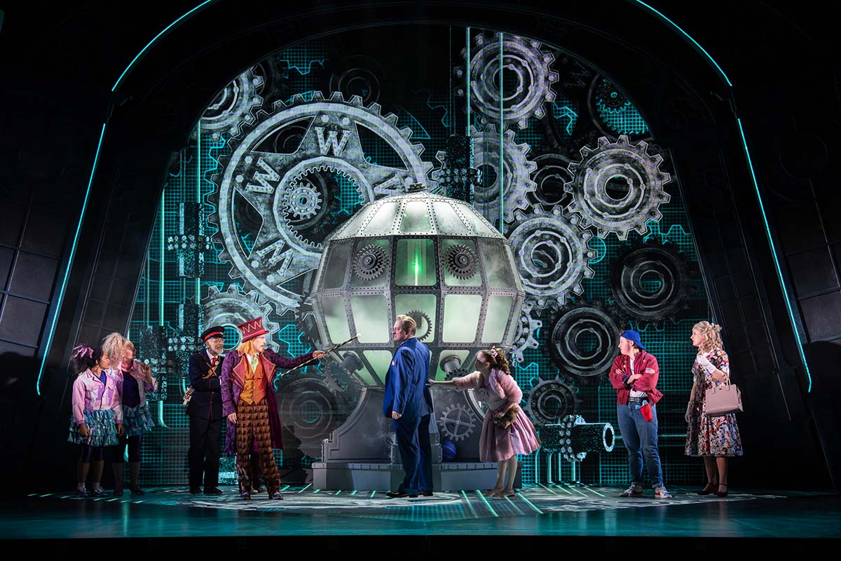 Review at Manchester Palace Theatre, CHARLIE AND THE CHOCOLATE FACTORY - THE MUSICAL. The Company. Photo Johan Persson (2)