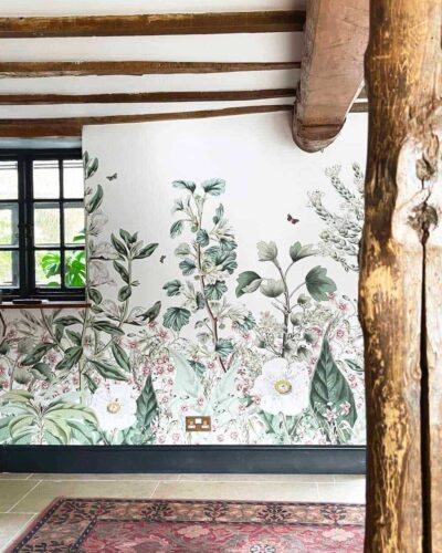 The Never Fading Popularity of Flower Wallpaper