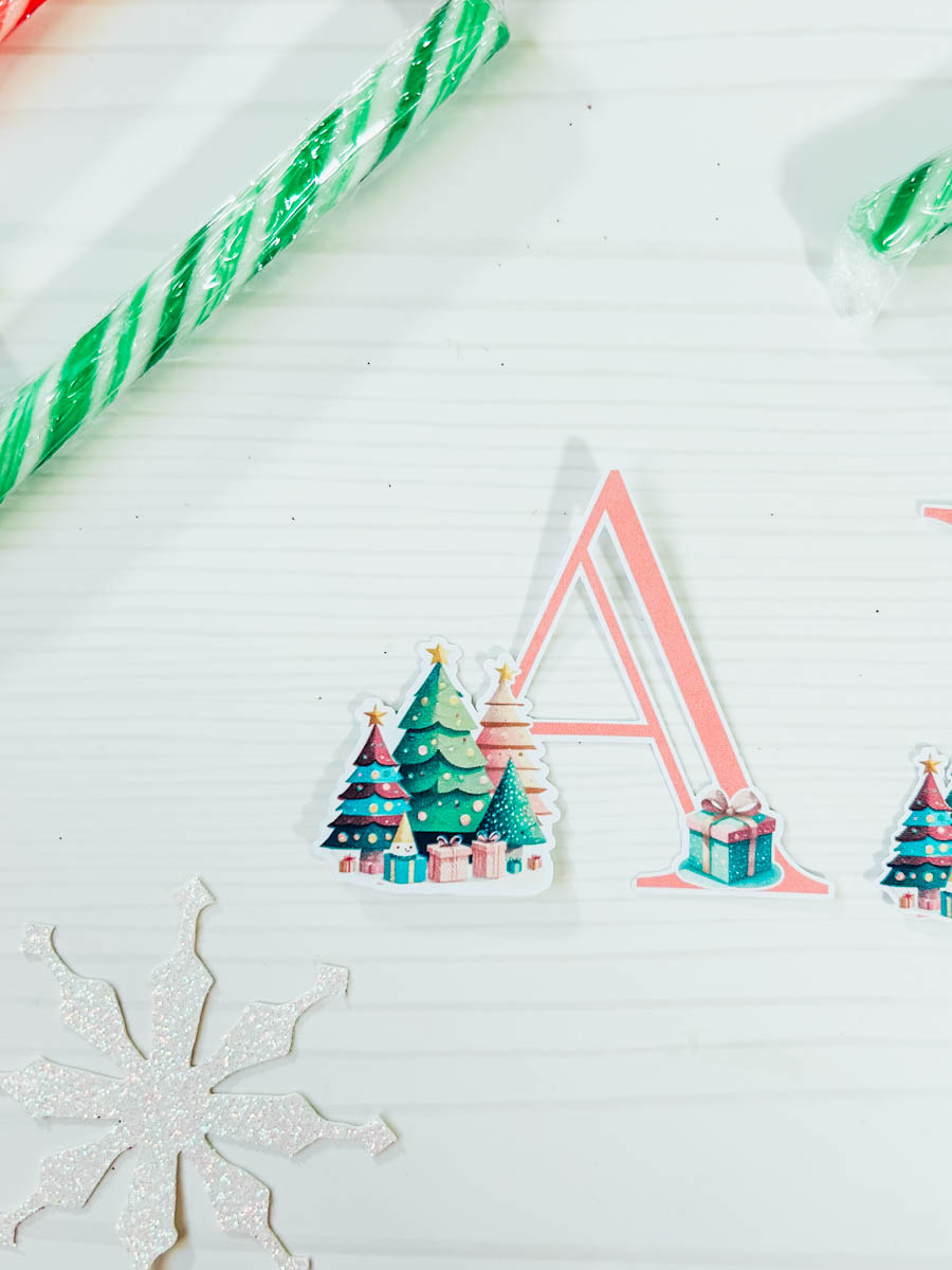 Free Christmas Tree printable alphabet letters and numbers